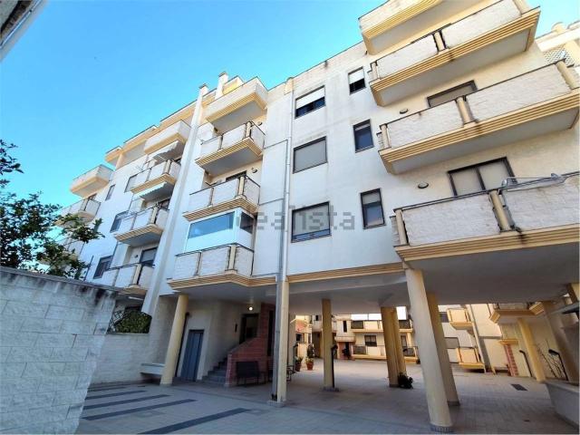 Appartamento in vendita di 85 m² in Via Tancredi D&apos Altavilla, 8