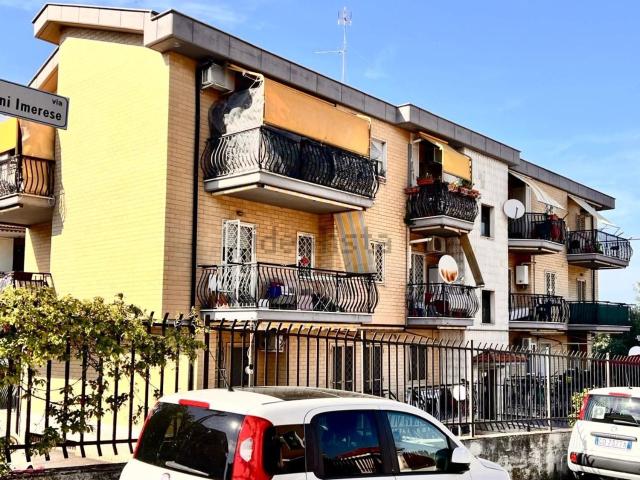Appartamento in vendita di 85 m² in Via Termini Imerese
