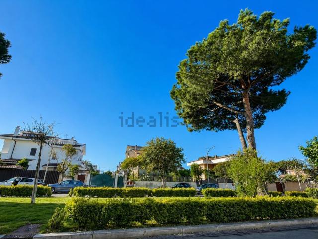 Appartamento in vendita di 85 m² in Via Tespi, 232