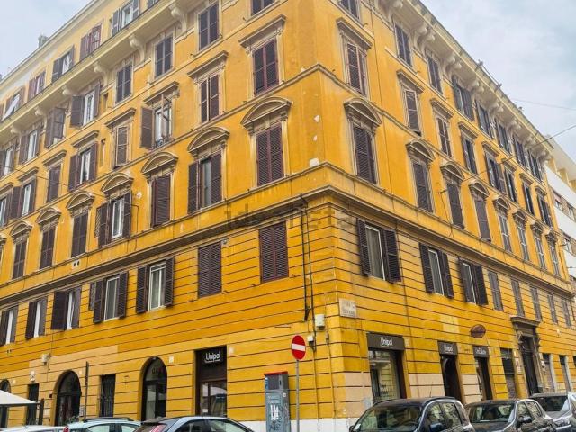 Appartamento in vendita di 85 m² in Via Tevere