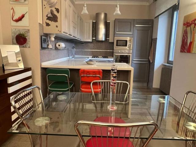 Appartamento in vendita di 85 m² in Via Tor Paluzzi, 35
