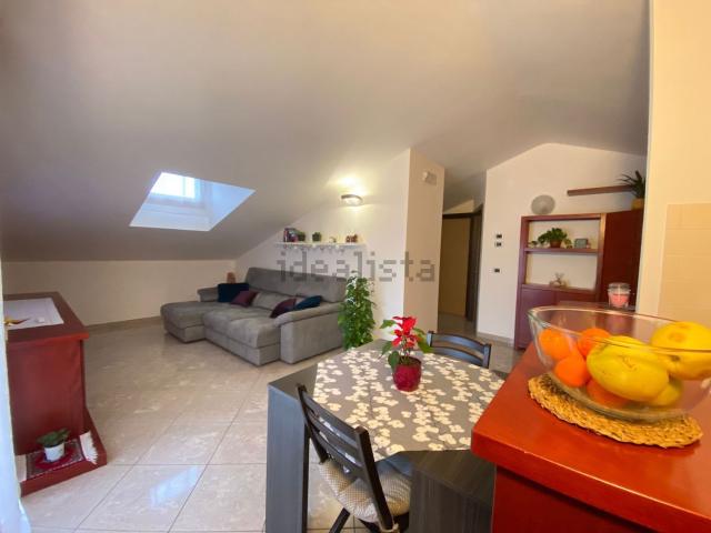 Appartamento in vendita di 85 m² in Via Torino, 1