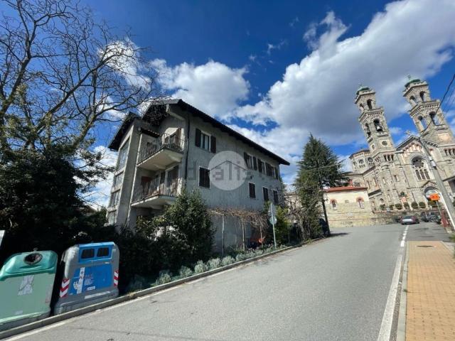 Appartamento in vendita di 85 m² in Via Trento, 5