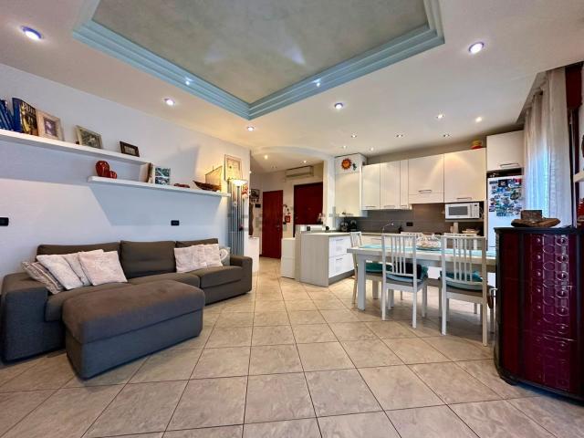 Appartamento in vendita di 85 m² in Via Trieste, 181