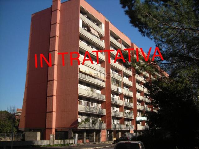 Appartamento in vendita di 85 m² in Via Umberto Calosso