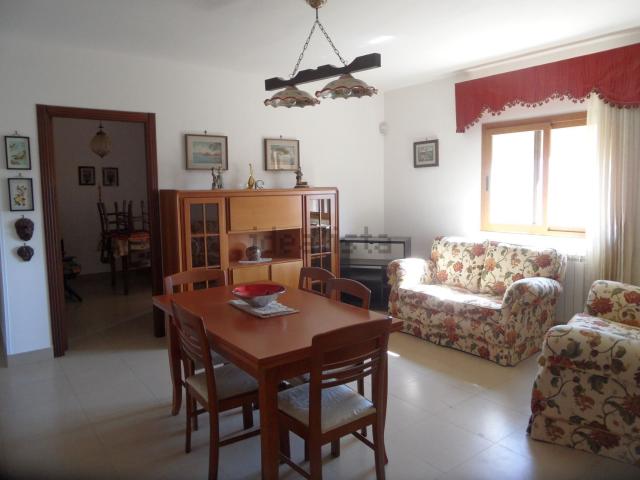 Appartamento in vendita di 85 m² in Via Valverde, 2