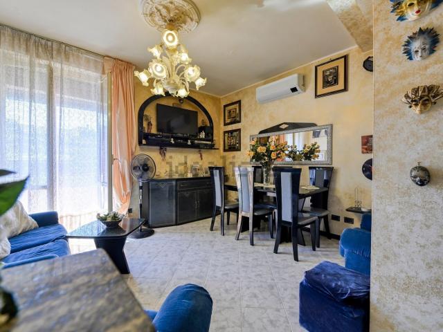 Appartamento in vendita di 85 m² in Via Valdagno, 5