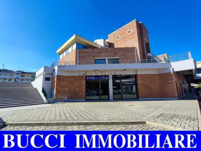 Appartamento in vendita di 85 m² in Via Verrotti