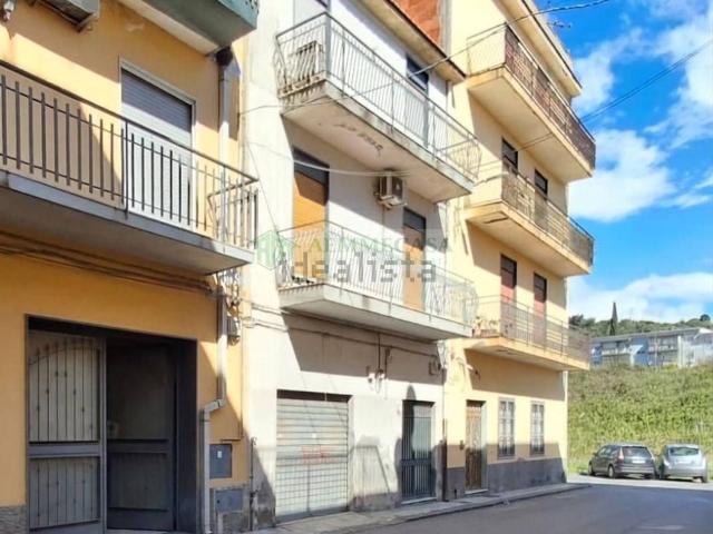 Appartamento in vendita di 85 m² in Via Vincenzo Gemito