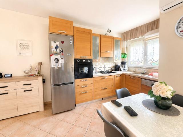 Appartamento in vendita di 85 m² in Via Vignara