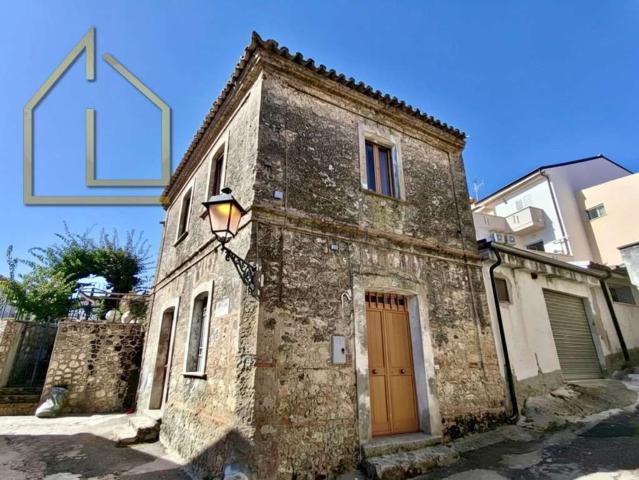 Appartamento in vendita di 85 m² in Via Vittorio Emanuele, 3