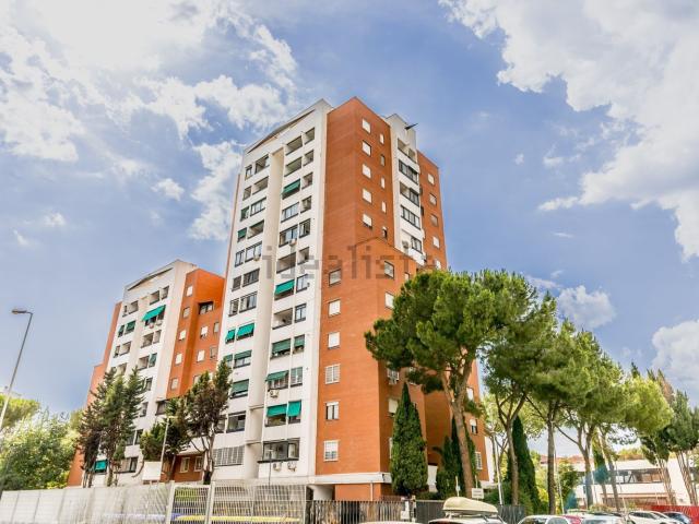 Appartamento in vendita di 85 m² in Via Vito Giuseppe Galati, 101