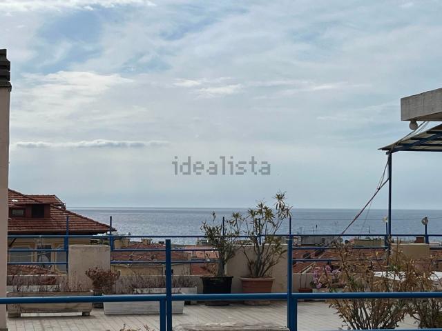 Appartamento in vendita di 85 m² in Via Zefiro Massa