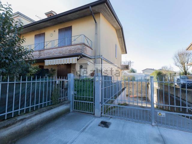 Appartamento in vendita di 85 m² in Via A. Toscanini, 25