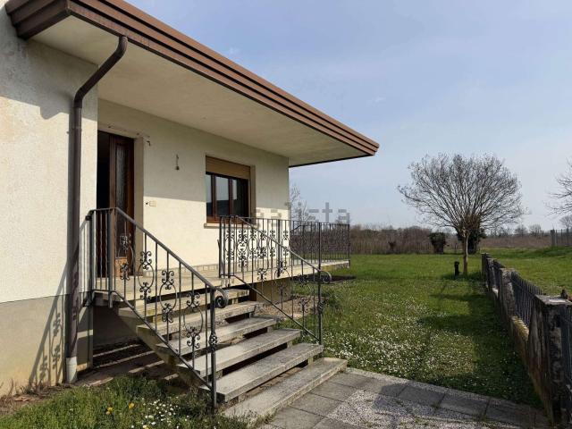 Appartamento in vendita di 85 m² in Via Abbazia, 6