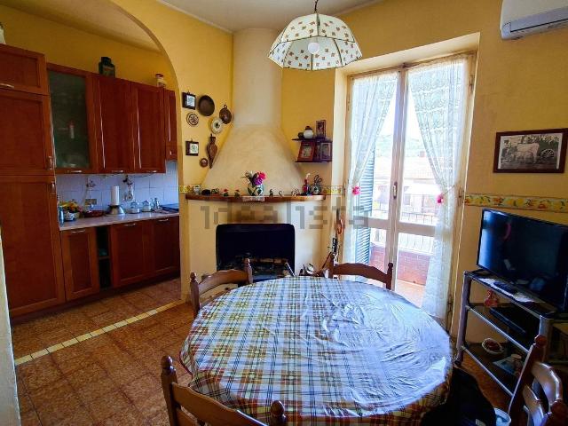 Appartamento in vendita di 85 m² in Via Alcide De Gasperi