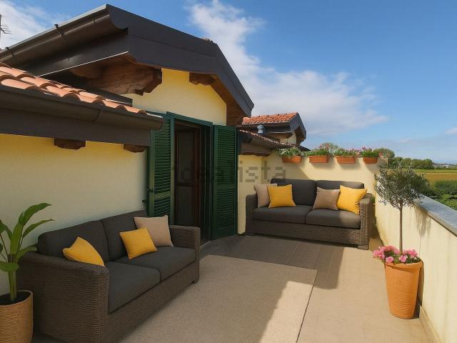 Appartamento in vendita di 85 m² in Via Aldo Moro, 45