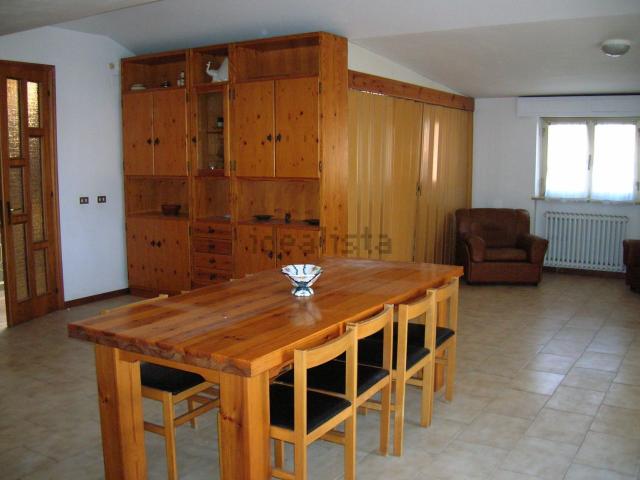 Appartamento in vendita di 85 m² in Via Alessandro Manzoni, 13