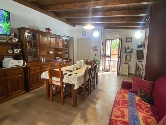 Appartamento in vendita di 85 m² in Via Alessandro Manzoni