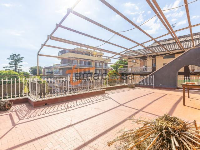Appartamento in vendita di 85 m² in Via Angelo Marabini