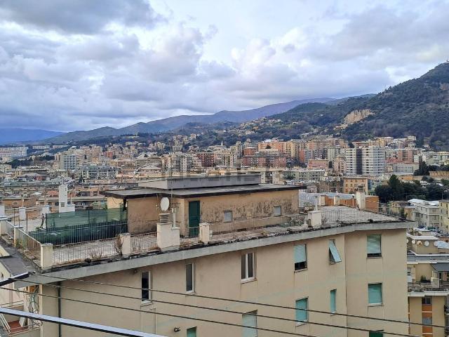 Appartamento in vendita di 85 m² in Via Antonio Sant&apos Elia, 55