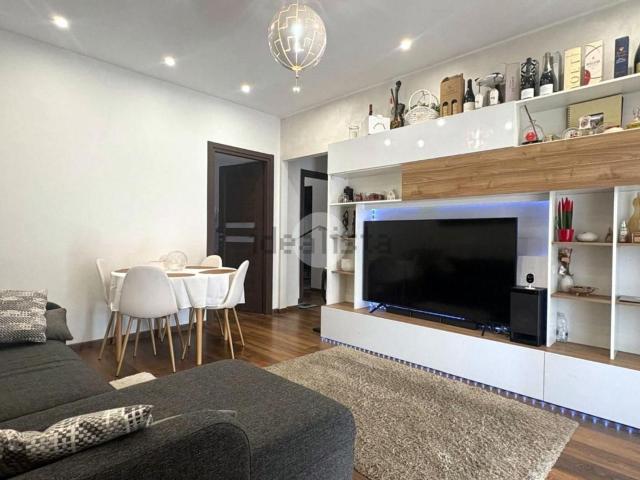 Appartamento in vendita di 85 m² in Via Assisi, 12