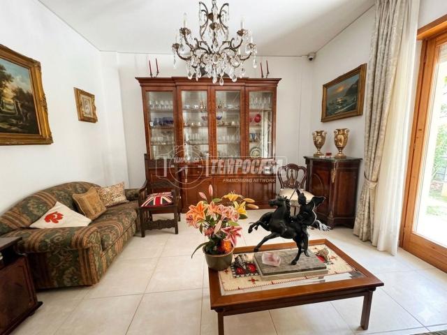 Appartamento in vendita di 85 m² in Via Bernardo Cavallino