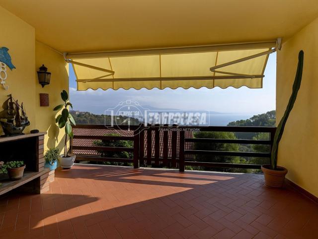 Appartamento in vendita di 85 m² in Via Bezzuglio, 43