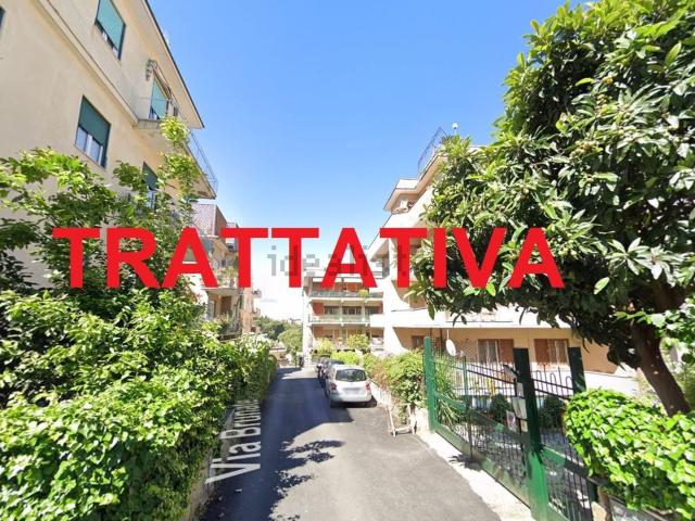Appartamento in vendita di 85 m² in Via Brunate, 28