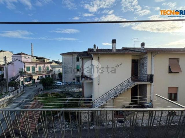 Appartamento in vendita di 85 m² in Via Calcinara, 1
