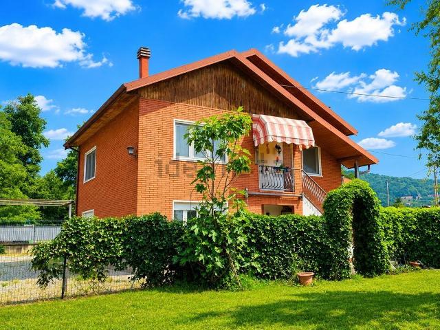 Appartamento in vendita di 85 m² in Via Capitan G. Craveia