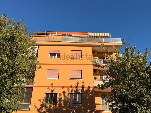 Appartamento in vendita di 85 m² in Via Cardinal d&apos Avanzo, 5
