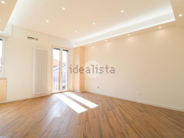 Appartamento in vendita di 85 m² in Via Carlo Bellerio, 22