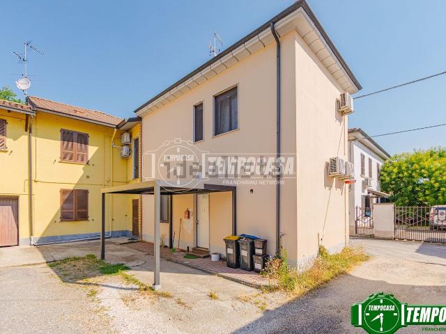 Appartamento in vendita di 85 m² in Via Carona