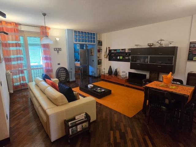 Appartamento in vendita di 85 m² in Via Castelli