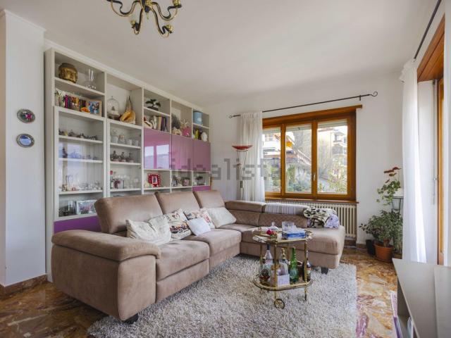Appartamento in vendita di 85 m² in Via Cavernago