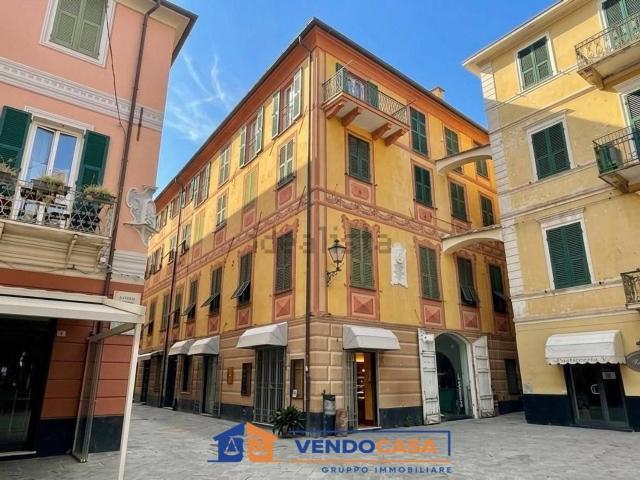 Appartamento in vendita di 85 m² in Via Cavour