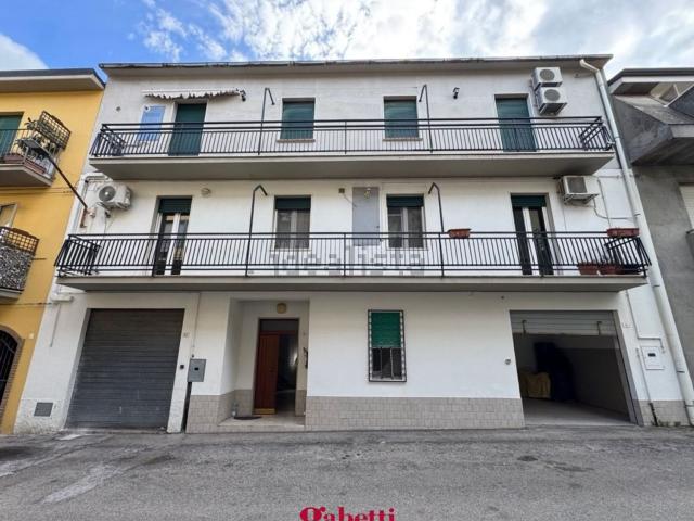 Appartamento in vendita di 85 m² in Via Ciro Menotti, 8