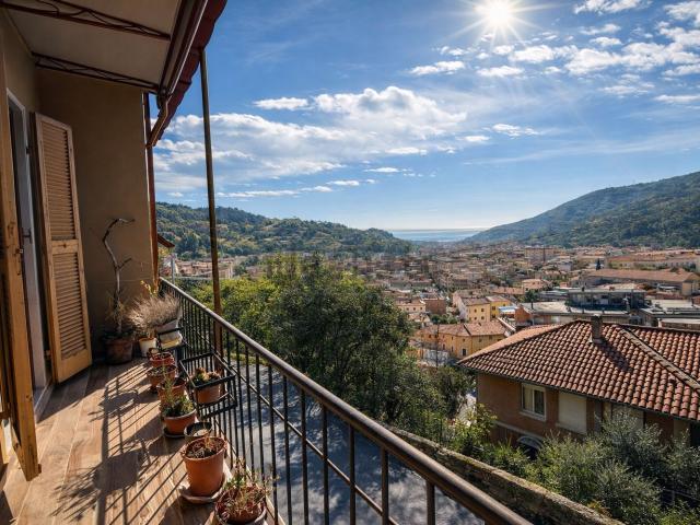 Appartamento in vendita di 85 m² in Via Codena, 20