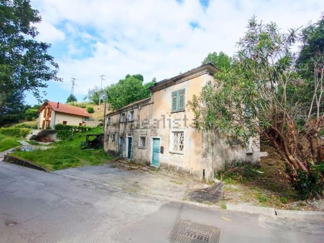 Appartamento in vendita di 85 m² in Via Corzetti, 16