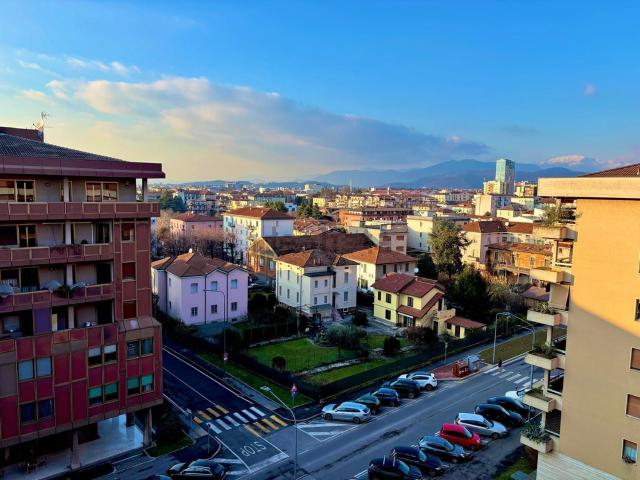 Appartamento in vendita di 85 m² in Via Corfù