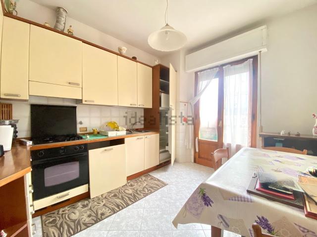 Appartamento in vendita di 85 m² in Via Costituzione, 4
