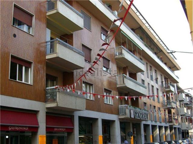 Appartamento in vendita di 85 m² in Via Clateo Castellini