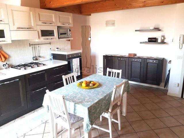 Appartamento in vendita di 85 m² in Via Clemente Primieri, 35