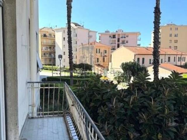 Appartamento in vendita di 85 m² in Via Cristoforo Colombo, 52