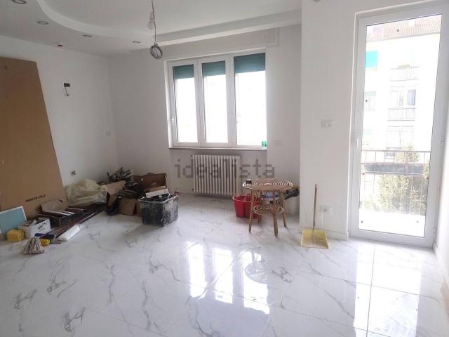 Appartamento in vendita di 85 m² in Via da Verrazzano