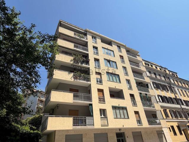 Appartamento in vendita di 85 m² in Via de Amicis