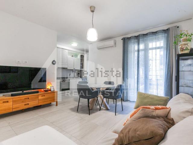 Appartamento in vendita di 85 m² in Via Demonte, 2