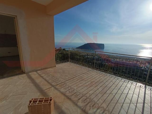 Appartamento in vendita di 85 m² in Via degli Agricoltori, 55