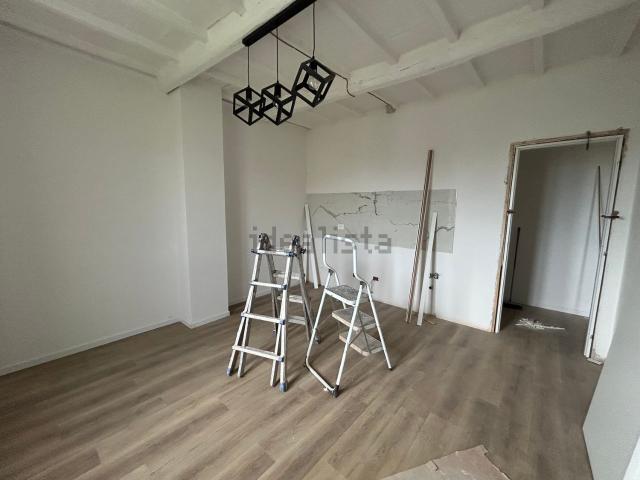 Appartamento in vendita di 85 m² in Via degli Artigiani